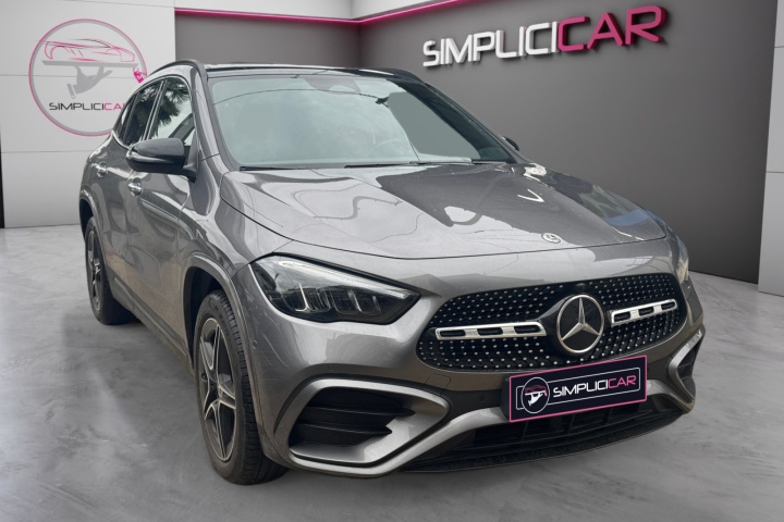 MERCEDES GLA