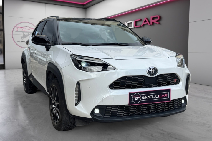 TOYOTA YARIS CROSS HYBRIDE MY22